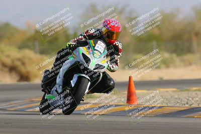 media/Nov-05-2022-SoCal Trackdays (Sat) [[f8d9b725ab]]/Turn 2 (1120am)/